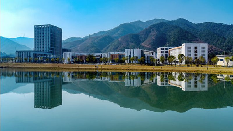 高频低阻抗电容在电子科技中的应用与代理加盟条件解析